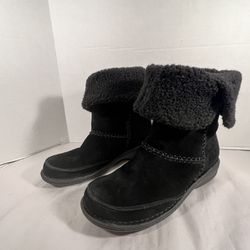 Clarks Artisan Black Suede And Faux Fur Boots Size 8.5