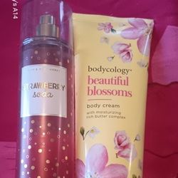 Bath body Works Strawberry Soda And Lotion .