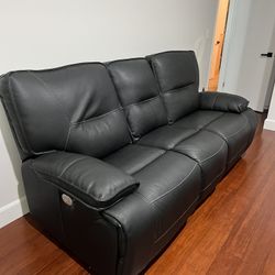 Black Leather Reclining Couch 