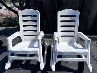 Free outdoor patio rocking chairs