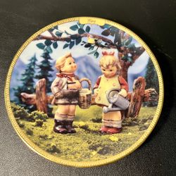 The Bradford Exchange 1999 Hummel Season Of Joy May Perpetual Calendar NIB 5.75"
