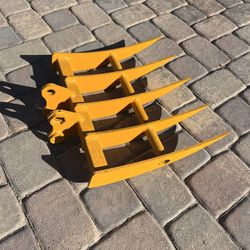 BRAND NEW mini Excavator Rake 