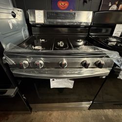 Samsung Freestanding Range In Stainless Steel With Air fryer 🕷️🖤