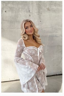 fashion nova lace dress