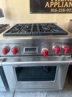 Wolf 30” Dual Fuel Range