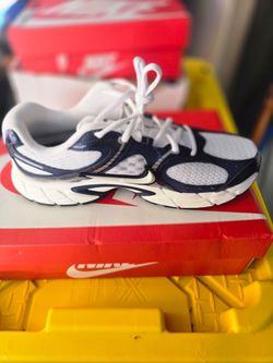 Nike Running Sneakers White Navy Blue
