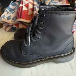 Dr.Marten Junior size 1 Style 1460 Black Boots