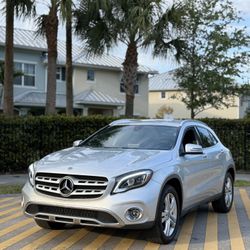 2019 Mercedes Benz GLA250 