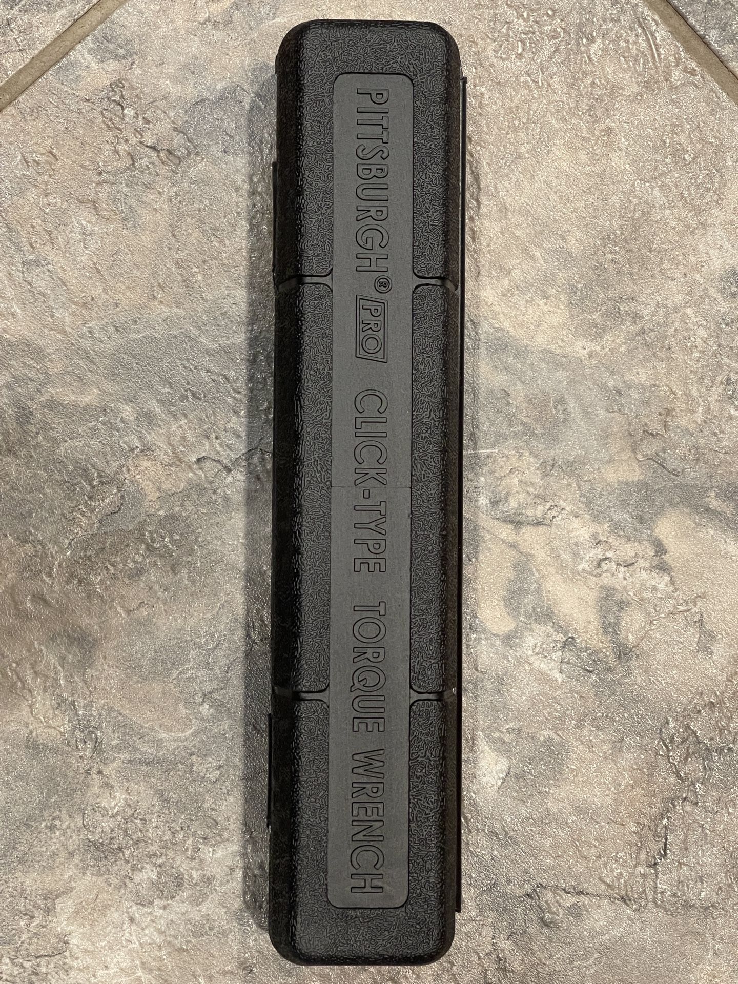 PITTSBURGH PRO 1/4 in. Drive, 20 to 200 in-lb Click Torque Wrench
