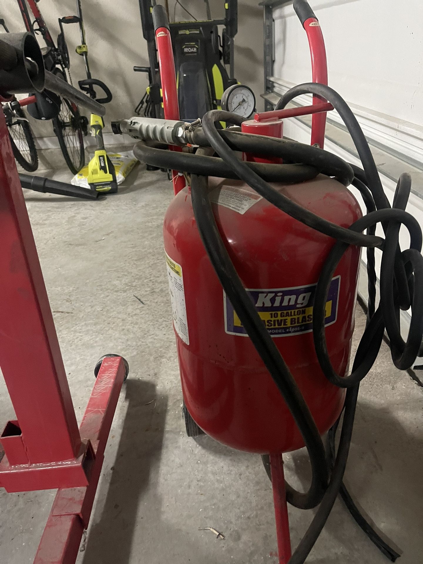 10 Gallon Portable Sand Blaster