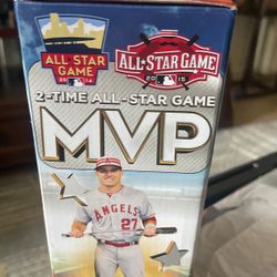 MIKE TROUT BOBBLEHEAD.