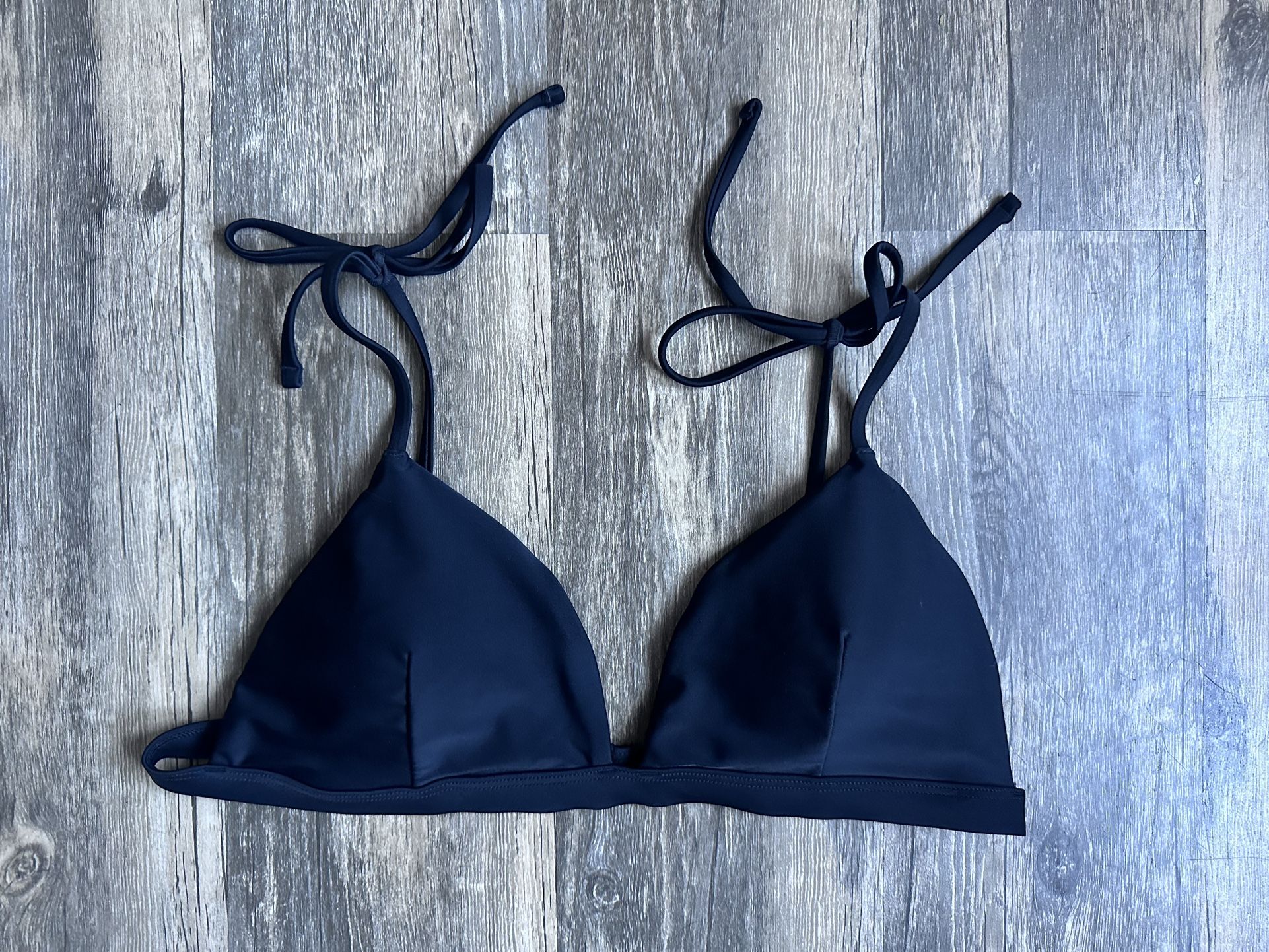 Hollister Black Bikini Top SZ L Strappy Deep V Adjustable Black Swim Top