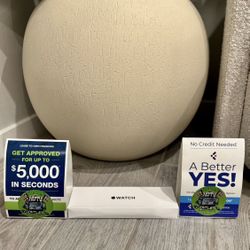 Apple Watch SE 40mm 2nd gen GPS + cellular floor model