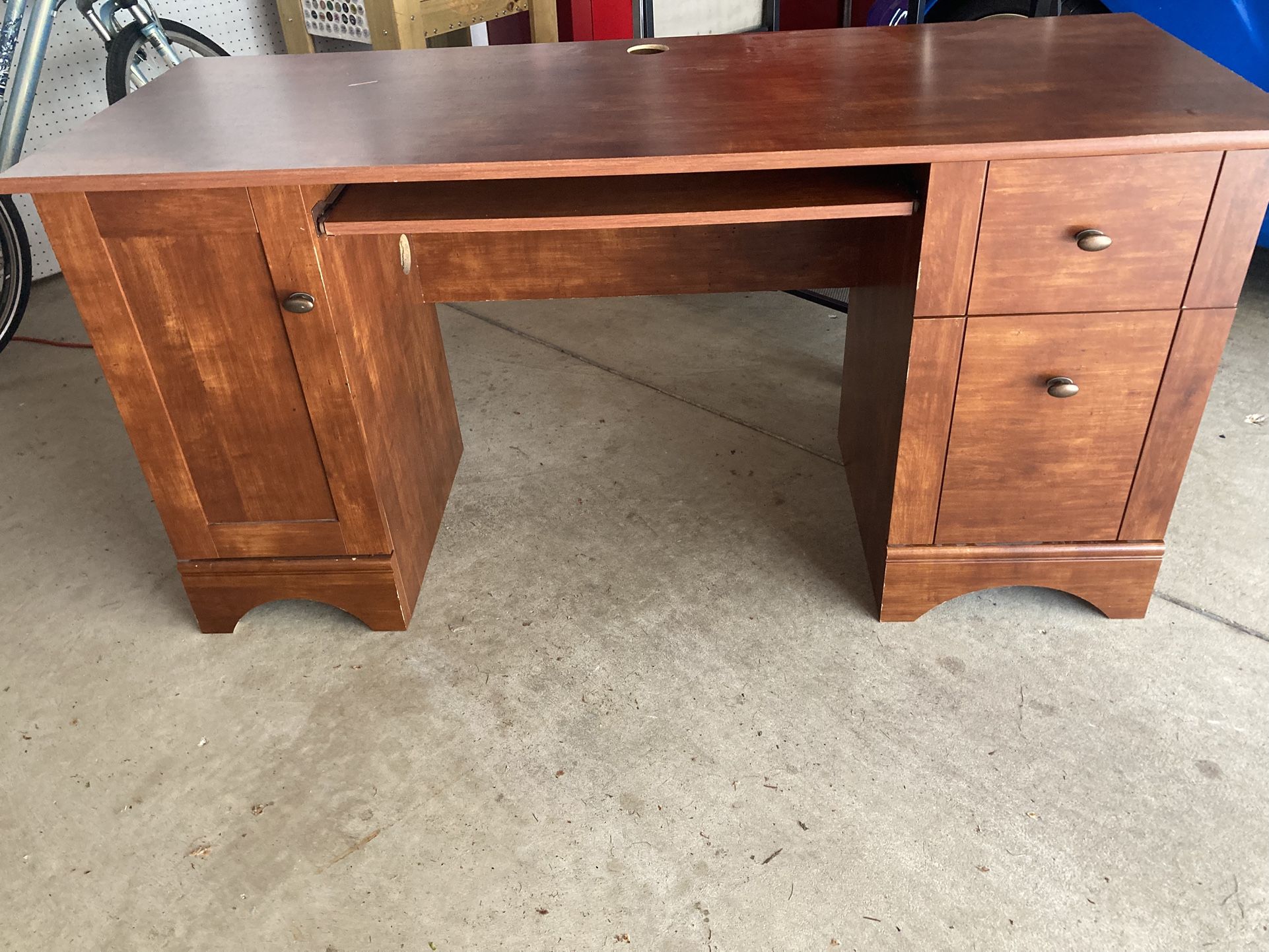 Office Desk