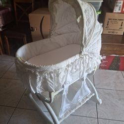 Bassinet Baby Nursery Bed Side Crib Rocking