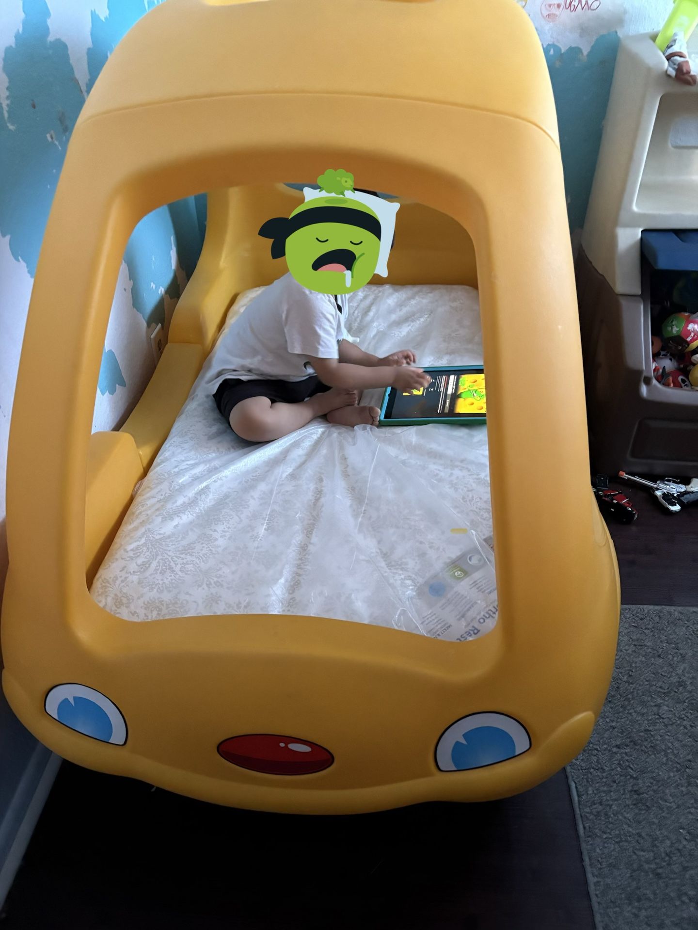 Little Tykes Car Toddler Bed