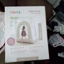 Children's bounce house