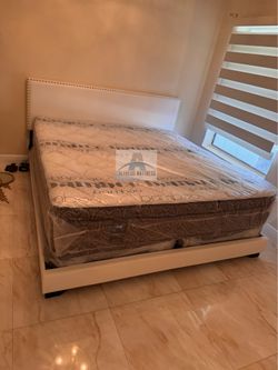 King mattress pillow top and box spring set (2pc - brand new)