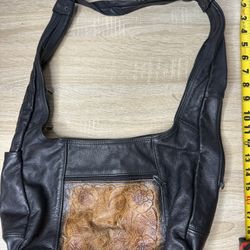 Vintage Mexican Leather Over The Shoulder Purse $10