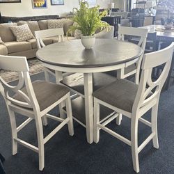 White/ Gray Round Dining Set 