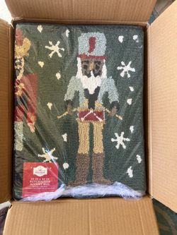 New Holiday Time Multi-color Nutcracker 20" x 30" Accent Rug