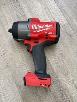 M18 FUEL 18V Lithium-Ion Brushless Cordless 1/2 in. Impact Wrench with Friction Ring (Tool-Only)
