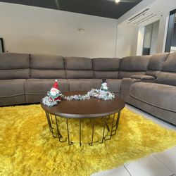  💸Furniture Distribution Center-ST PETE🏂 LAST OF SALE!    HUGE PRE TAX SALE SAME DAY DELIVERY!⛷️  WHOLE HOME UNDER $2500!!!  REFLINING SECTIONALS $1