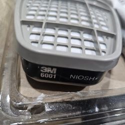 3M Safety 6001 Low-Maintenance Replacement Organic Vapor Cartridge 1 Pair, NEW OPEN BAG