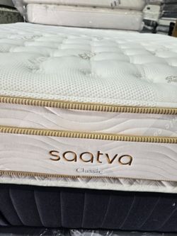 King Sizes Mattress And Box Spring 
