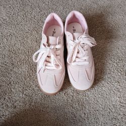 No Boundaries Size 8