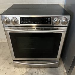 Samsung Flat-Top Electric Stove for Sale! 