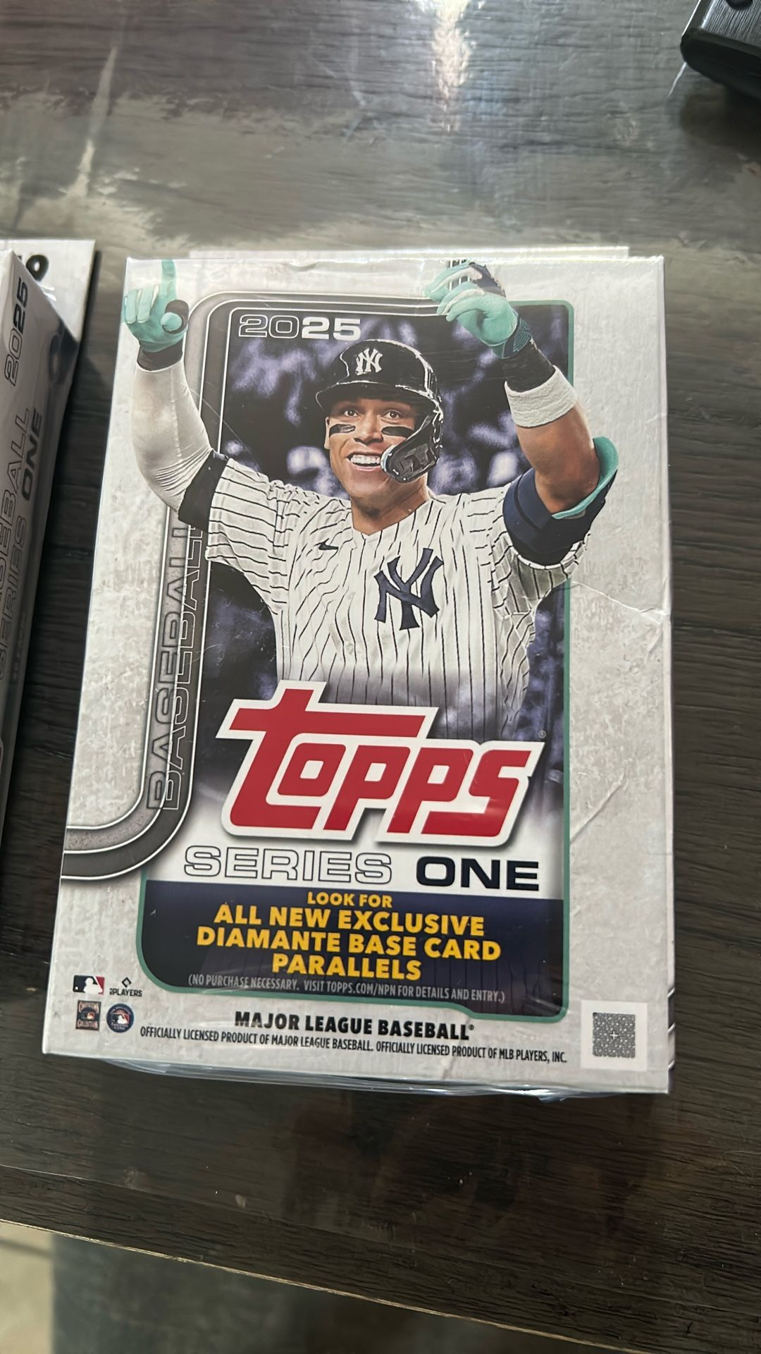 Major league baseball cards tops