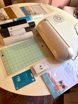 Silhouette Portrait Cutting Machine + Huge Vinyl & Craft Supply Bundle