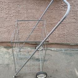 Vintage  Shopping  Cart 
