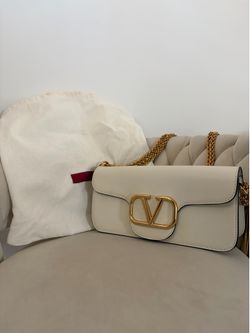 authentic Valentino Garavani Locò Shoulder Bag