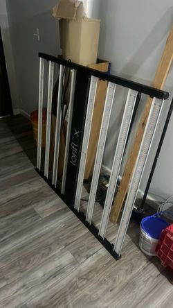 Free loriflux led grow light
