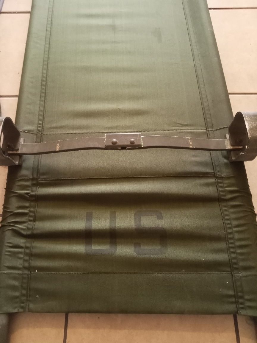 Authentic U.S. Military Medical Cot/Folding Cot WWII Vietnam ERA