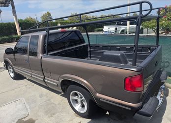 1998 Chevy S-10 - V6 4.3L