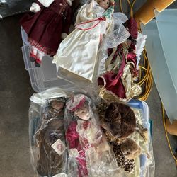 Vintage Collectible Dolls (lot of 7)