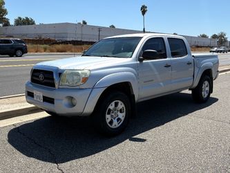 2005 Toyota Tacoma PreRunner SR5