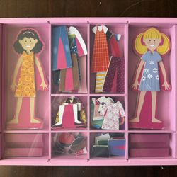 Melissa & Doug Wooden Magnetic Doll Dress up 