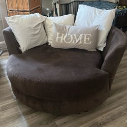 Round Sofa 
