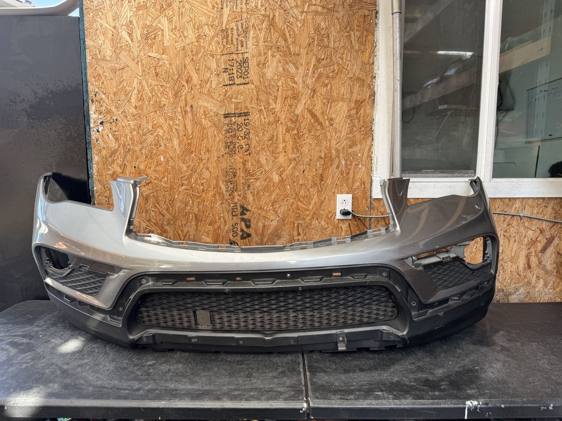 2016 2017 INFINITI QX50 FRONT BUMPER COVER OEM USED 