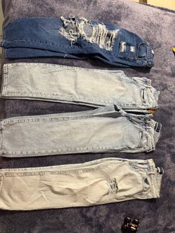 4 jeans de Junior