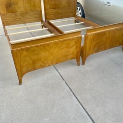 Antique Art Deco Johnson Furniture Co. Matching Wooden Twin Bed Frames