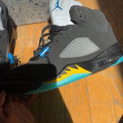 Jordan 5 Retro Aqua Size 10