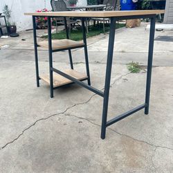 Furniture desk