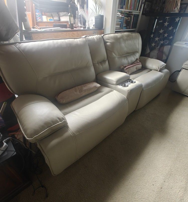 Leather Couches Recliners