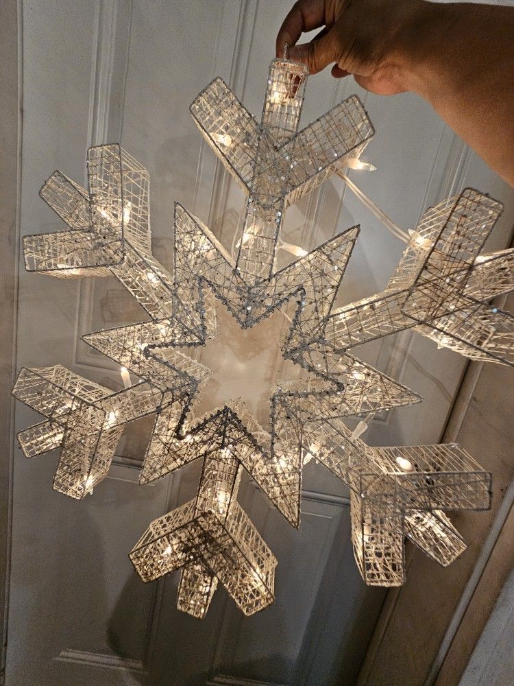 Lighted Plug In Star