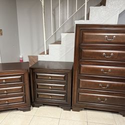 Rooms To Go Chest And 2 Night Stands Value 1000